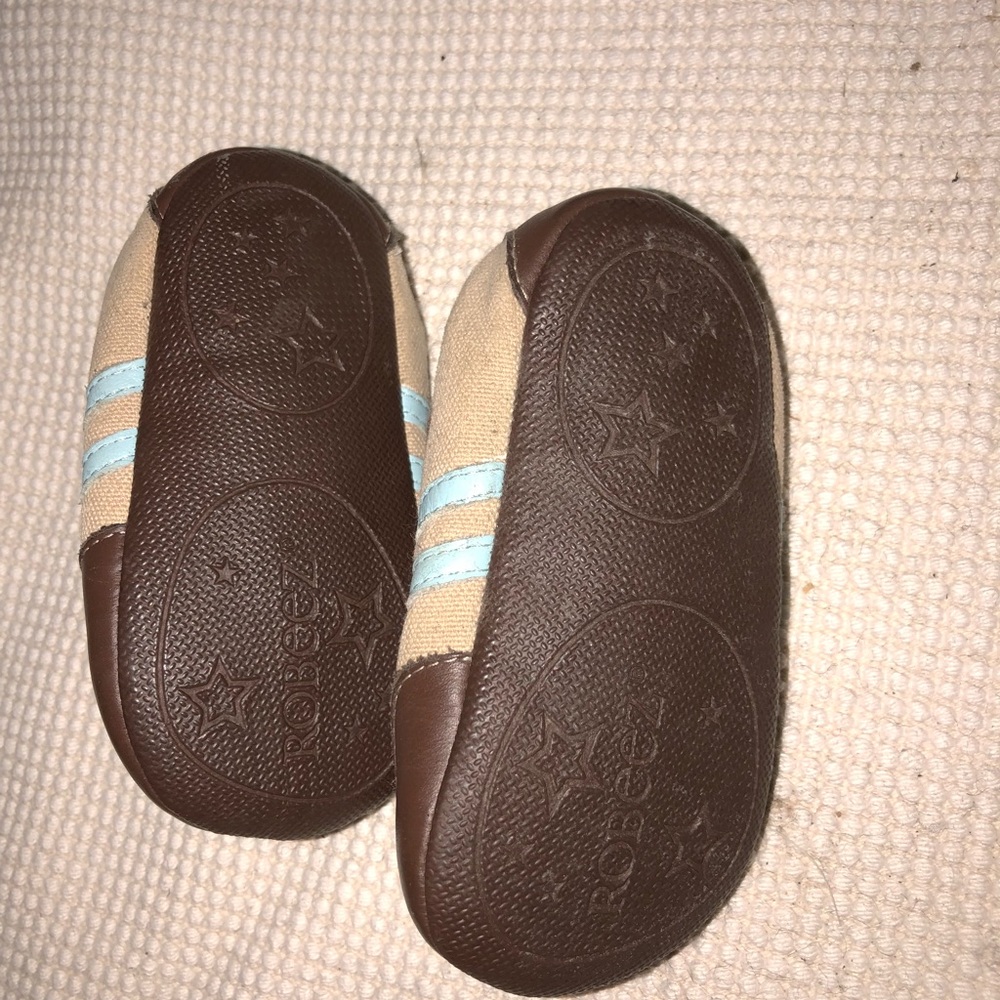 Robeez crib shoes soft soles sneaker style 4 - Picture 3 of 4